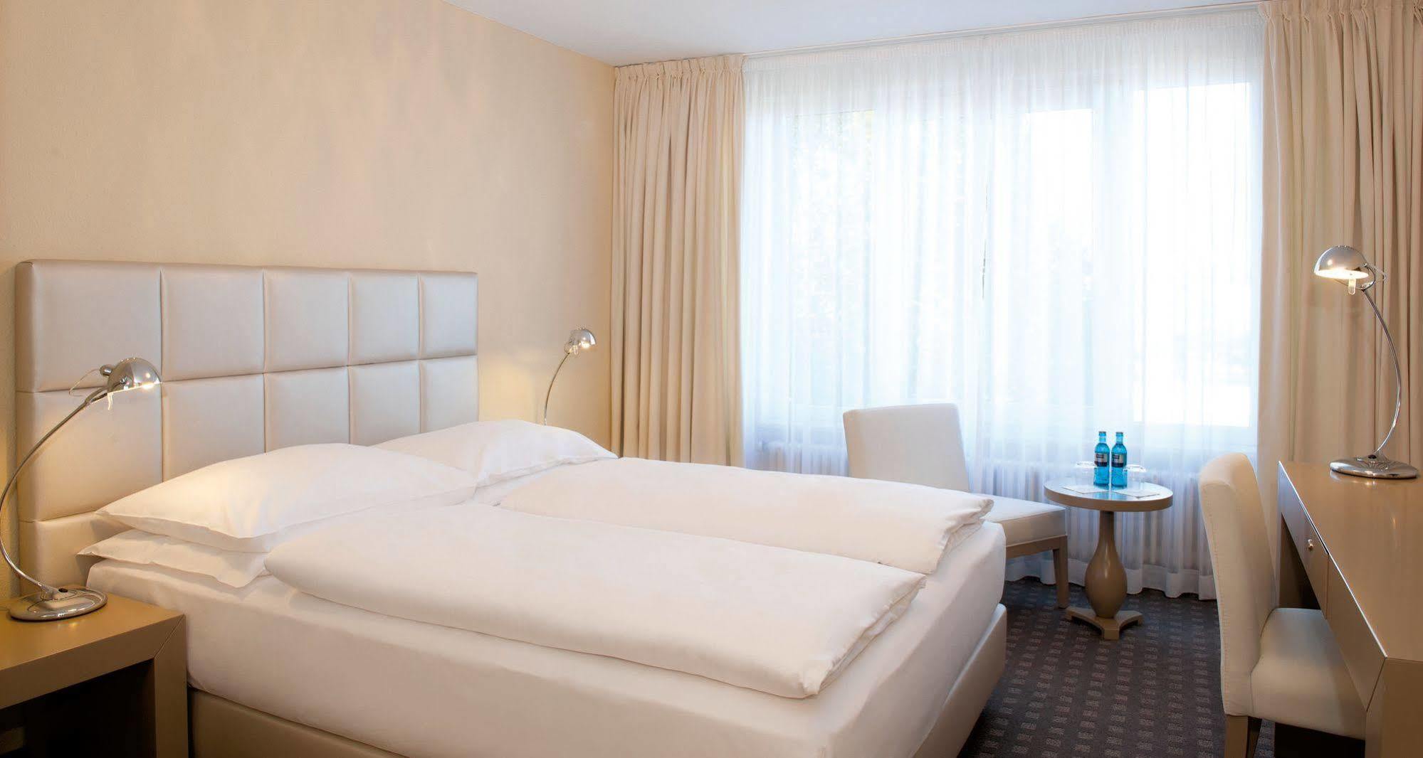 Victor'S Residenz-Hotel Muenchen Unterschleißheim Εξωτερικό φωτογραφία
